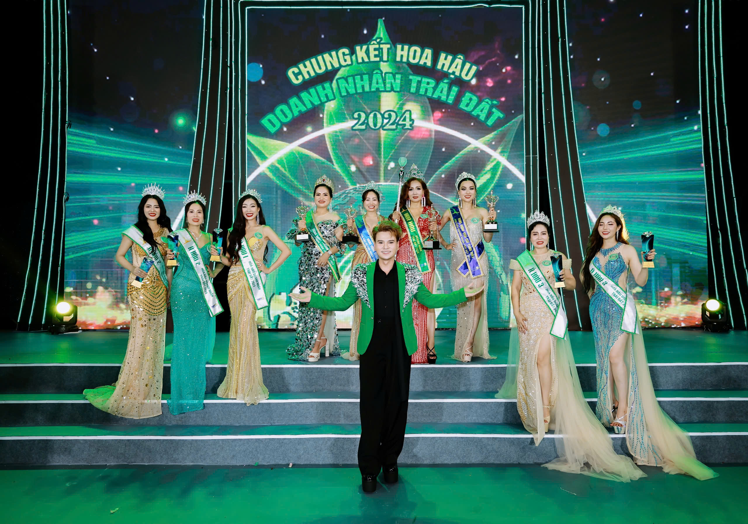 MC TRƯỜNG GIANG – NGƯỜI “KIẾN TẠO” CẢM XÚC TRONG ĐÊM CHUNG KẾT MISS BUSINESS EARTH 2024